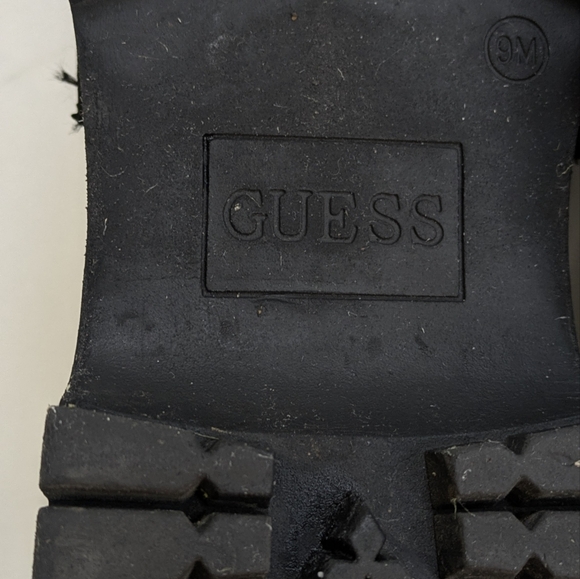 Guess Chunky Platform Loafers Womens Size 9 M Black Slip On Lug Sole Gold Chain - Picture 6 of 7